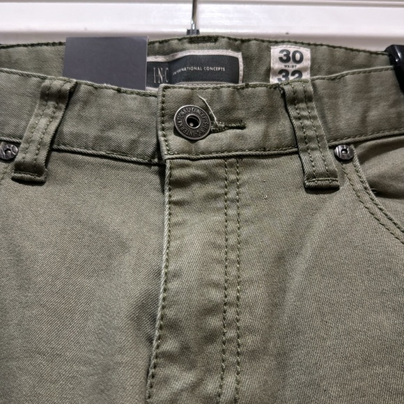 NWT- Men’s INC- International Concepts Stockholm Skinny Jeans. Size 30/32. - Picture 4 of 7